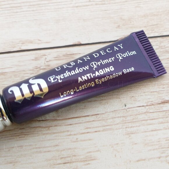 Urban Decay Anti-Aging Eyeshadow Primer Potion 3.7ml/0.13 oz Travel Squeeze Tube - Picture 2 of 5